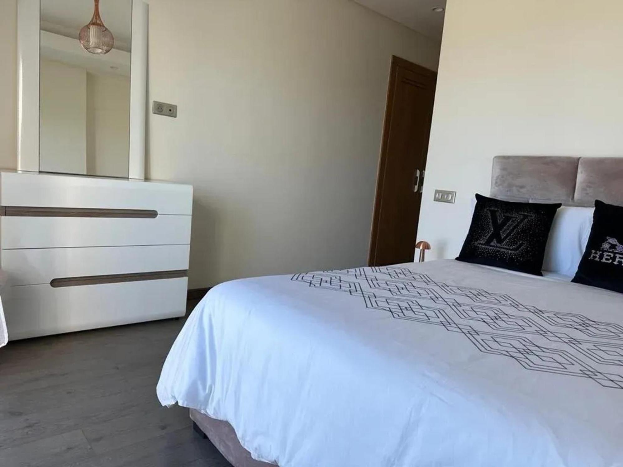 Spacious In With Stunning Sea View Apartamento Casa Blanca