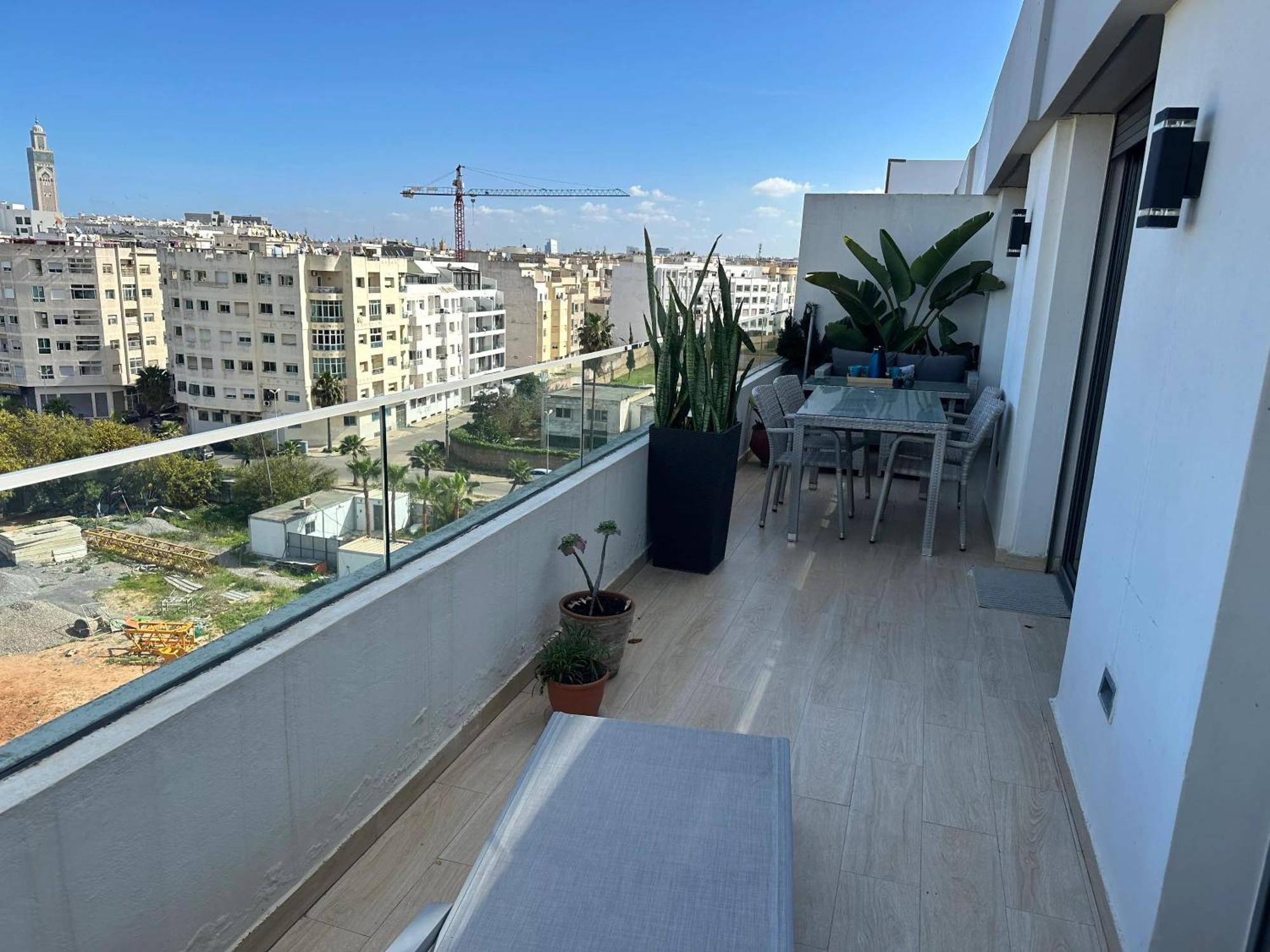 Spacious In With Stunning Sea View Casa Blanca